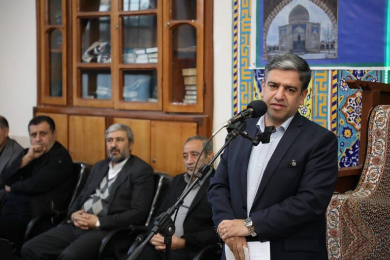 امامی:۴۰میلیارد برای رفع مشکلات محله شیخ کلخوران اردبیل
اختصاص می‌یابد_68f0e493b3315.jpeg