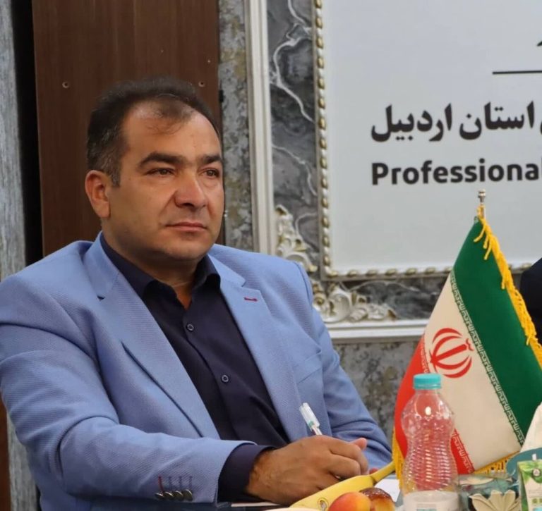 بذری: بزرگ‌ترین چالش سرمایه‌گذاری در اردبیل بی‌توجهی برخی
دستگاهها است_68e7aa02c85a2.jpeg