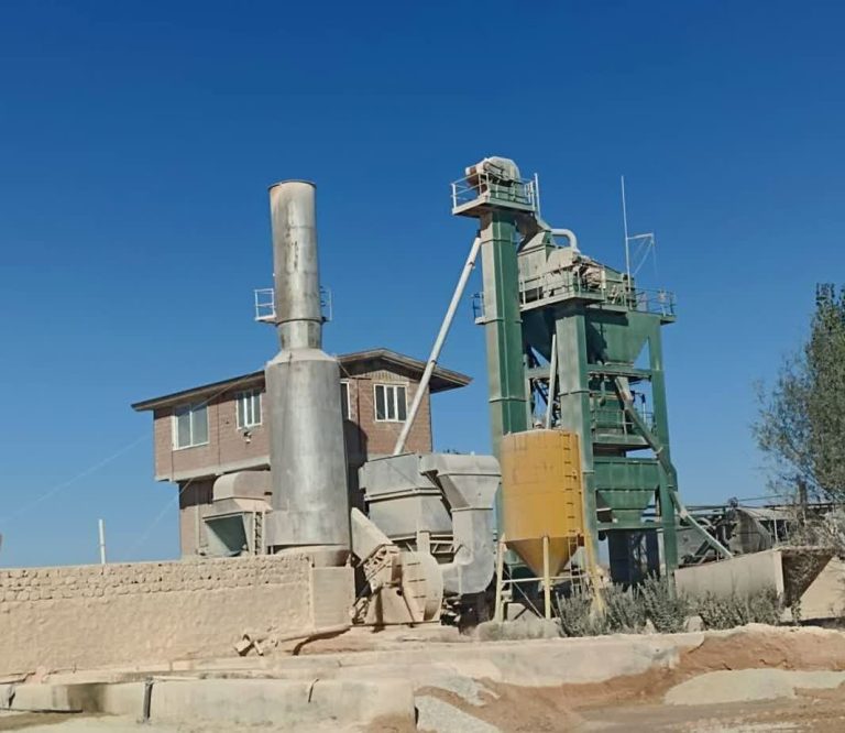جبرائیلی: فعالیت کارخانه آسفالت شهرداری نمین متوقف
شد_68ebf2e358567.jpeg