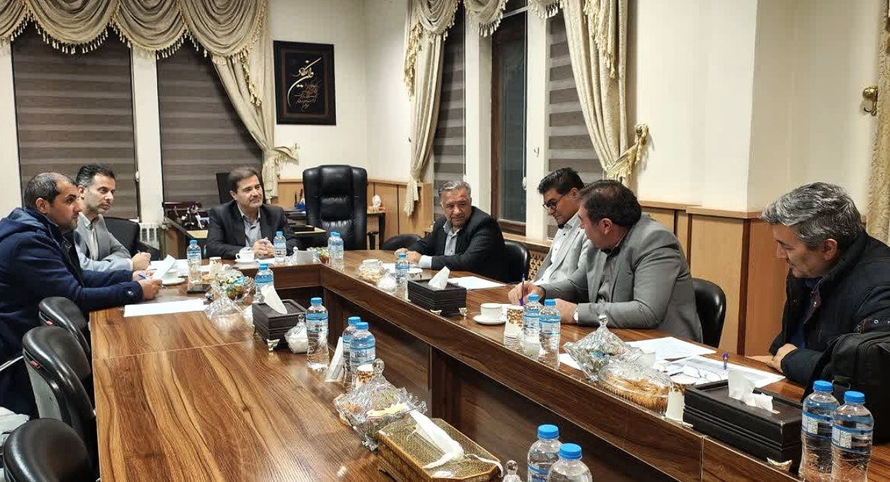 سبحانی: ۱۰۴۰ میلیارد تومان اعتبار برای پروژه‌های آبی اردبیل
تصویب شد_6929e9b821291.jpeg