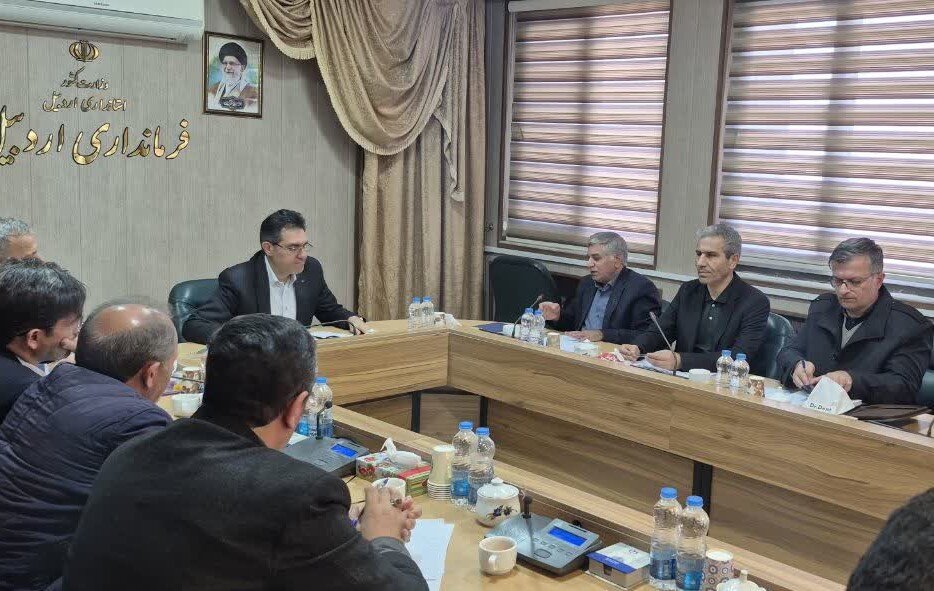 قلندری: شیوهنامه جدید آرد و نان در اردبیل عملیاتی
میشود_691ac024e1434.jpeg