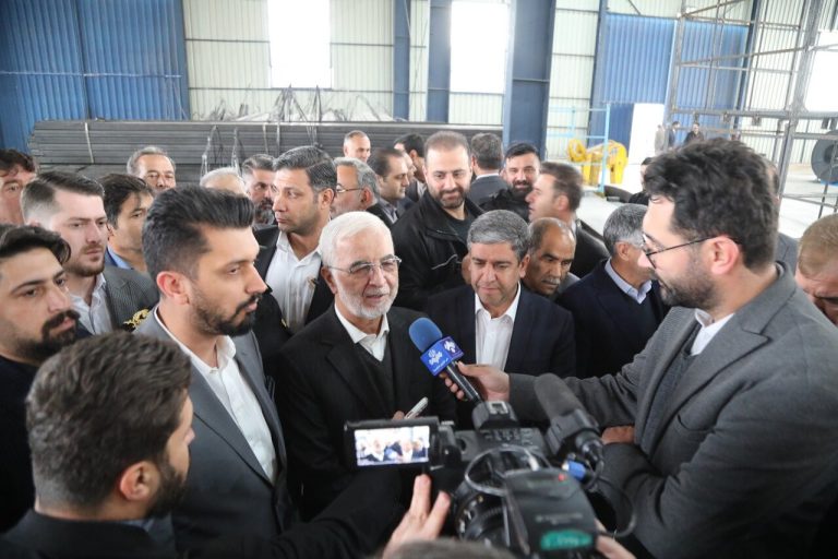 مؤمنی: ترقی کشور در گروی تولید است_6928ec52d3183.jpeg