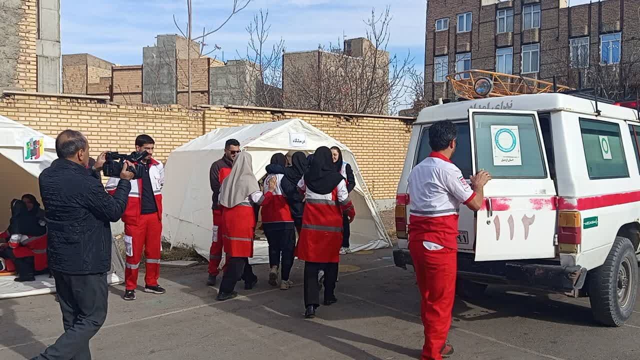 مانور زلزله و ایمنی در مدارس شهرستان مشگین شهر برگزار
شد_692b3ae1c21be.jpeg