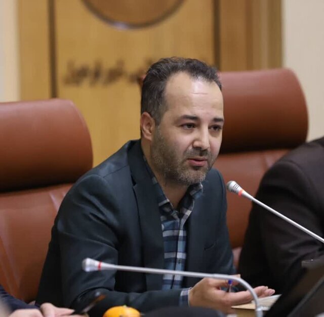 هاشمی: کلید توسعه اردبیل؛ جلب سرمایه‌گذاری‌های هوشمند
است_692940a1c5789.jpeg