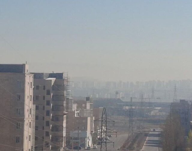 کوهی: وارونگی دما و تجمع آلاینده‌ها در اردبیل رخ می
دهد_692ae68398b19.jpeg